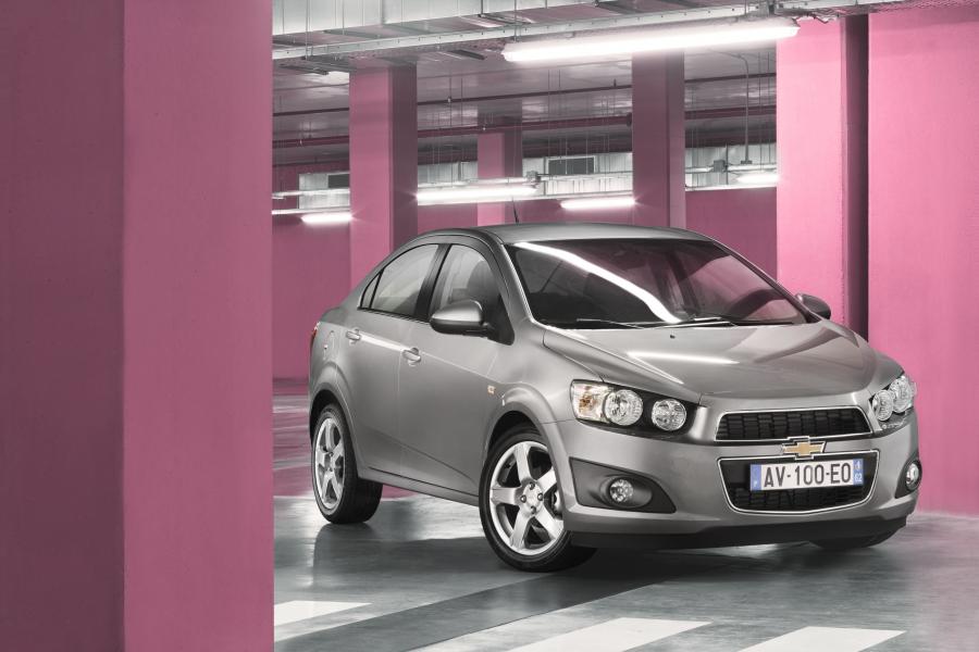  Chevrolet Aveo Sedan 2011 года  (фото 37 из 58)